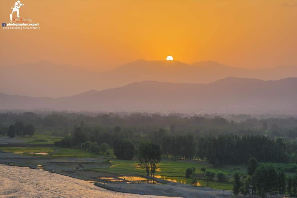 Rock City Resort Mingora Exterior foto
